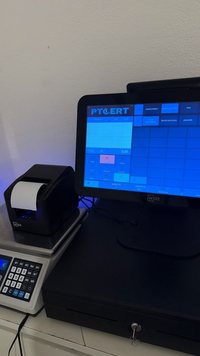 Registadora nova usada pouco tempo negociável