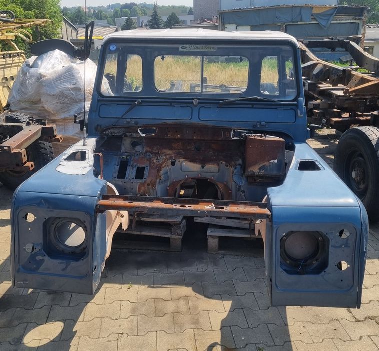 Land Rover Defender 90 Pickup RHD