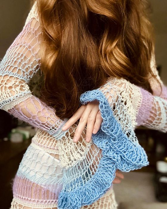 Vestido de crochê feito à mão