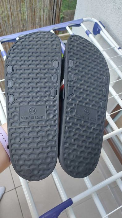 wygodne klapki męskie 44r