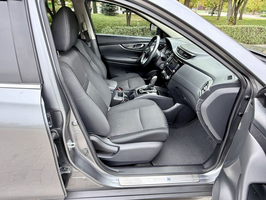 Продам Nissan Rogye