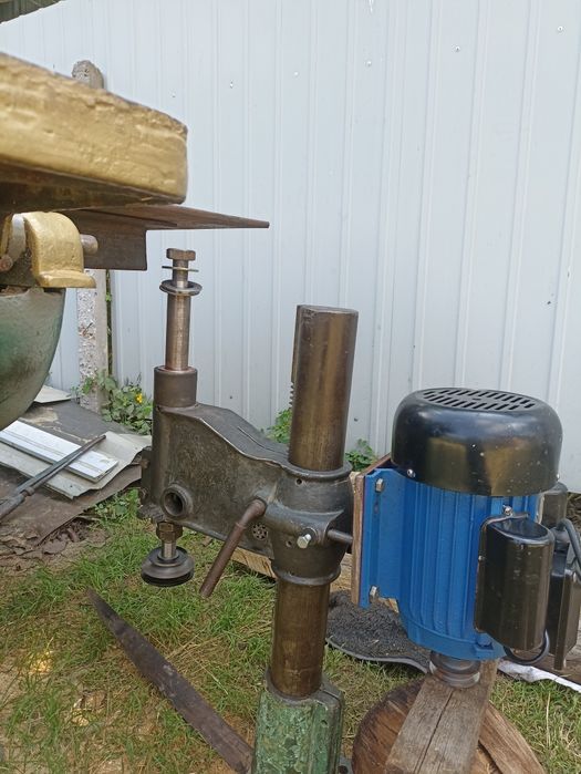 Деревообрабатывающий станок