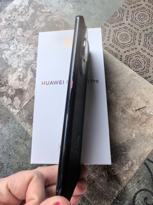 Telefon Huawei Nova 11 Pro w doskonałym stanie, jak nowy