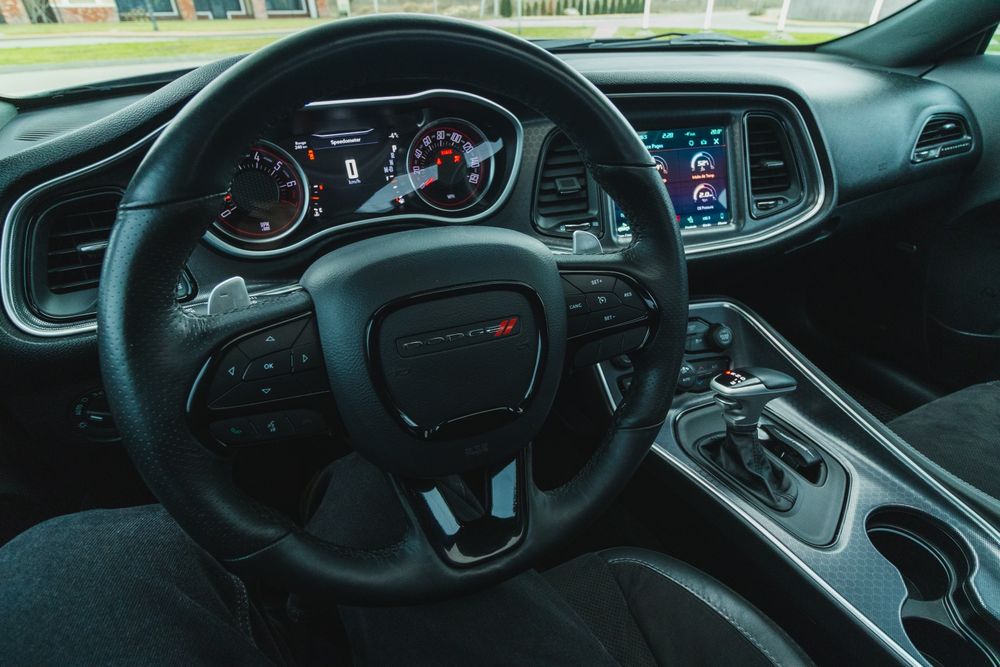 Продам Dodge Challenger