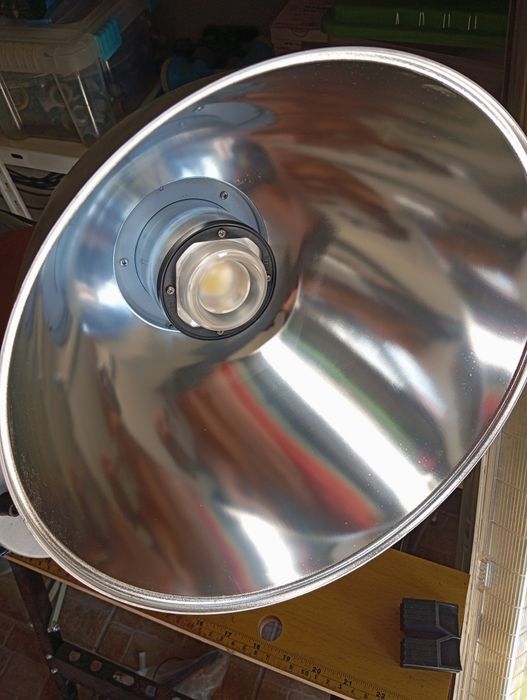 Vendo 3 candeeiros led