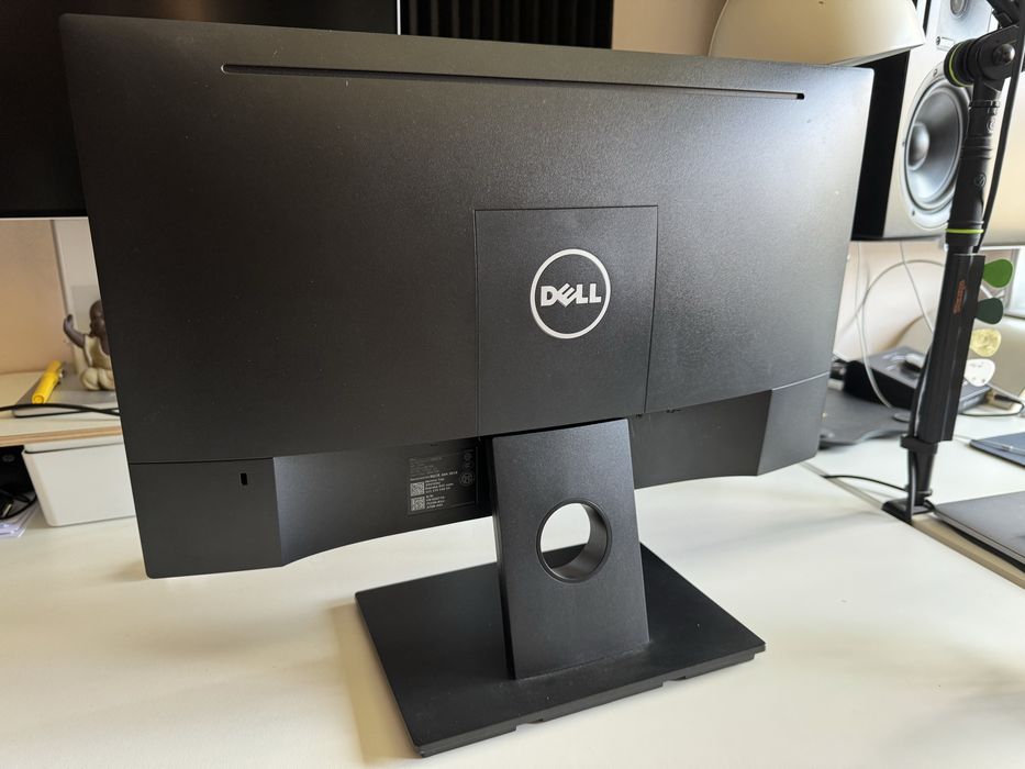 Monitor Dell 22” E2216