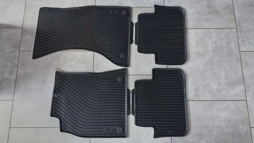 Oryginalne dywaniki gumowe Audi A4 B8, używane jak nowe. Łódź