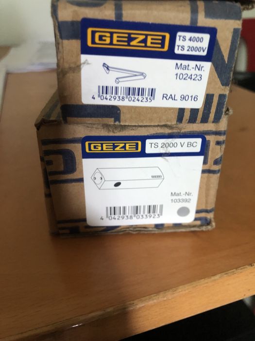 Geze samozamykacz DrzwiowyTS 2000 VBC