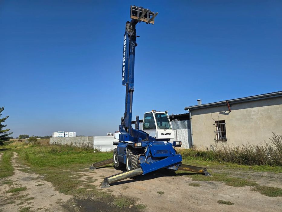 Manitou MRT 2540  Ładowarka teleskopowa obrotowa Manitou MRT2540