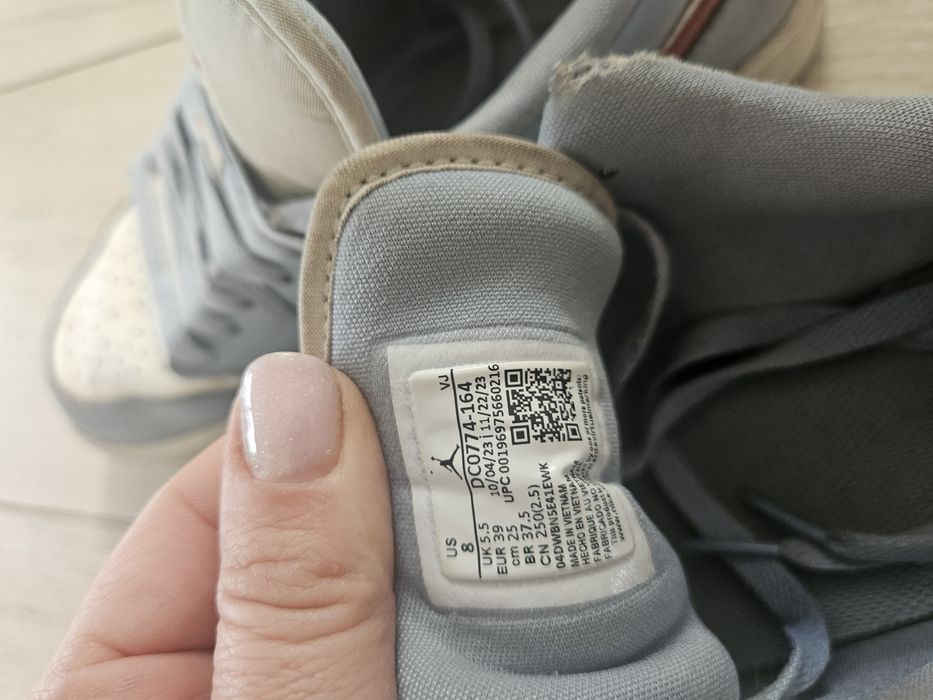 Buty nike Jordan 39