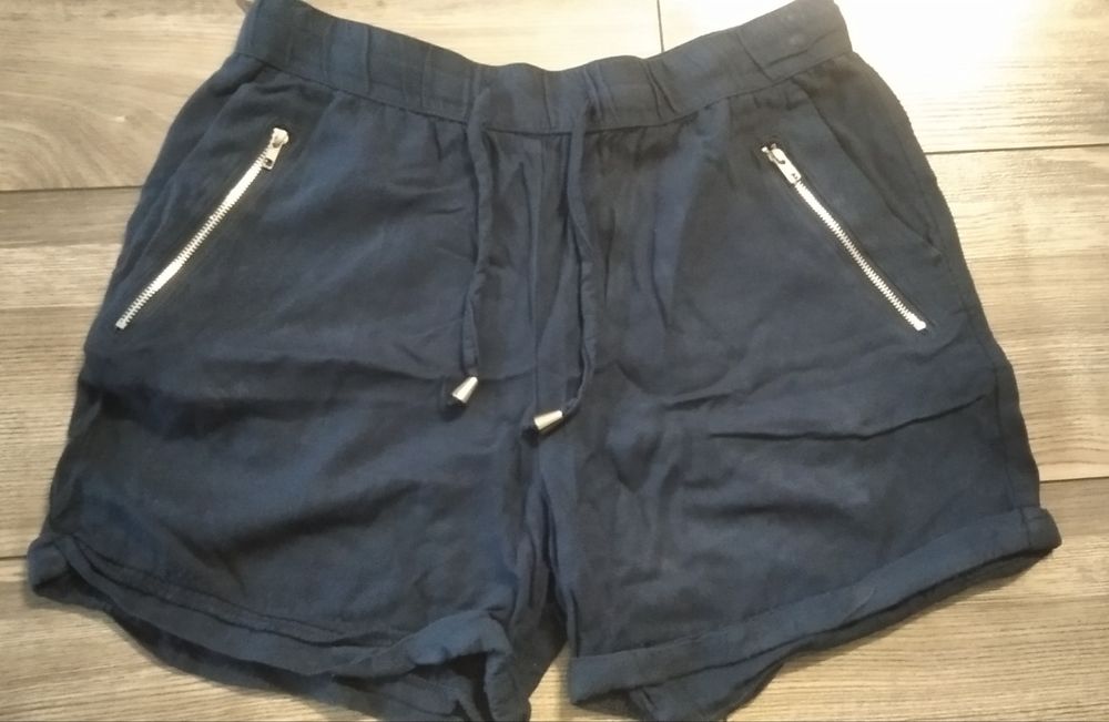 Spodenki 38 - 2 sztuki