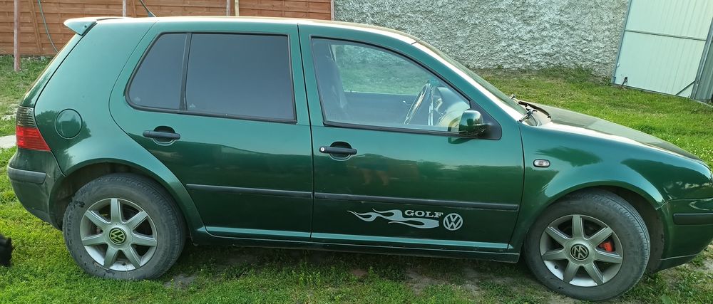 Sprzedam samochód Gorf 4