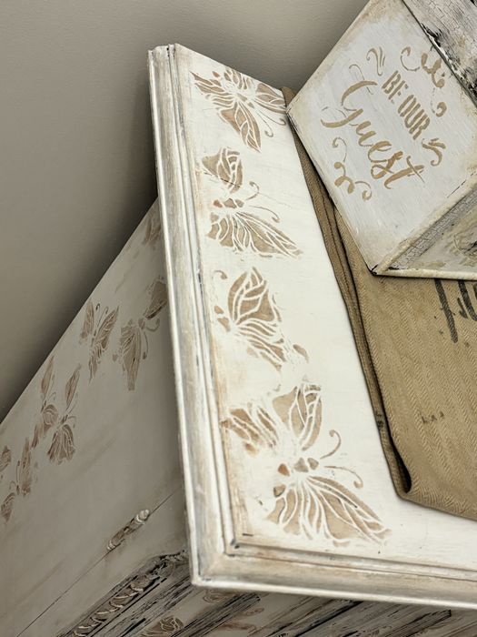 Rezerwacja Komoda Shabby chic piękna