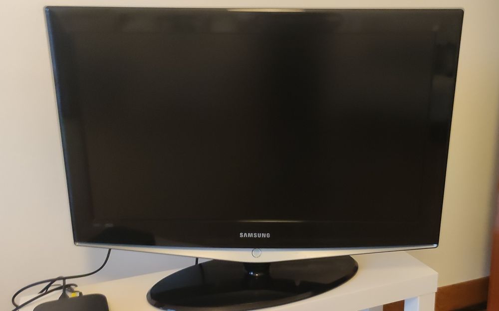TV Samsung em muito bom estado