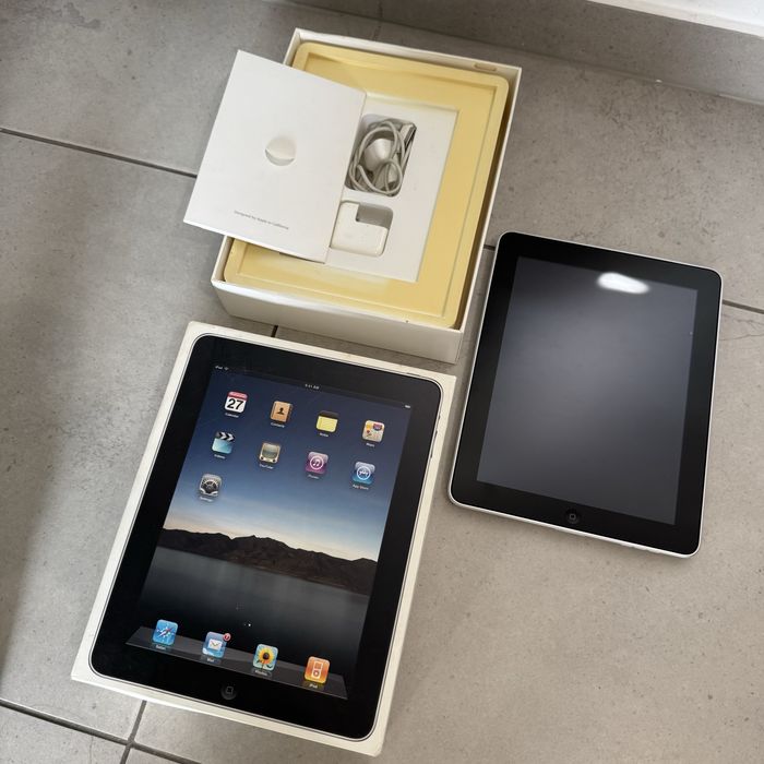 Apple iPad 1 gen kolekcjonerski 2010 A1219 16GB