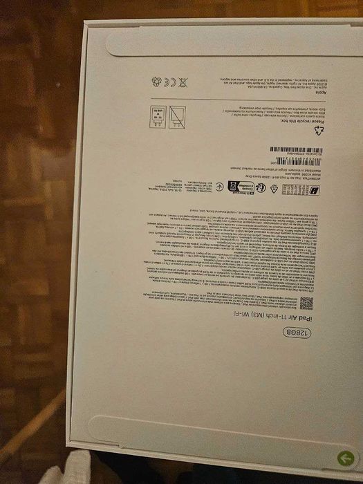 NOVO - NEW - iPad 11 Air 2025, 128 GB Wifi - UNOPENED - fechado