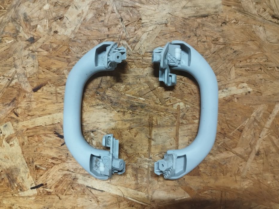 Rączki Uchwyty Podsufitki VW Audi Skoda Seat