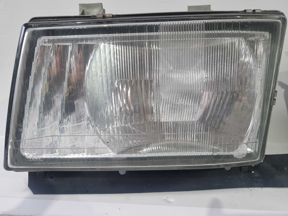 Otica farol esquerdo e direito Mitsubishi Canter Fuso