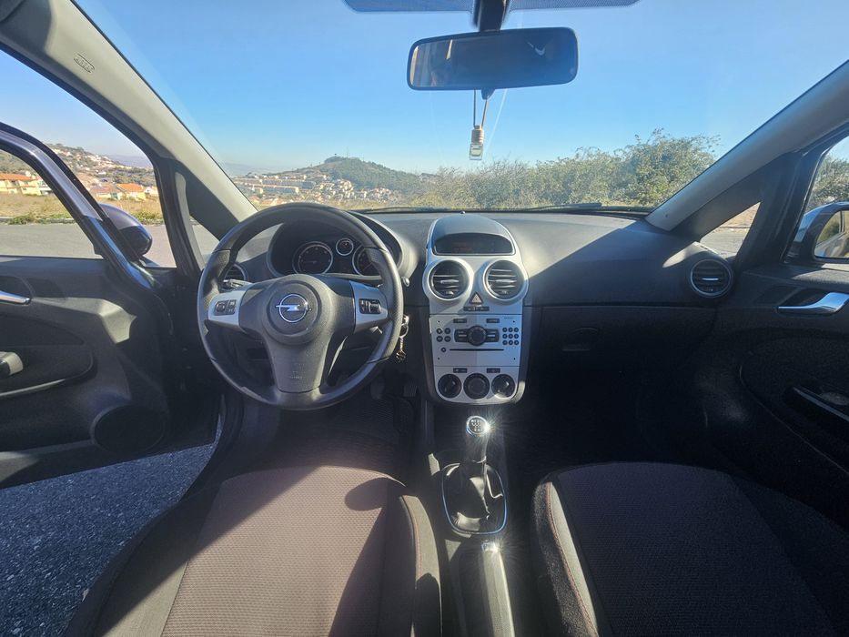 Opel Corsa D 1.3 CDTI (90 cv) | 2007 | 3 Portas | Caixa de 6 | Pintura Nova — photo 5