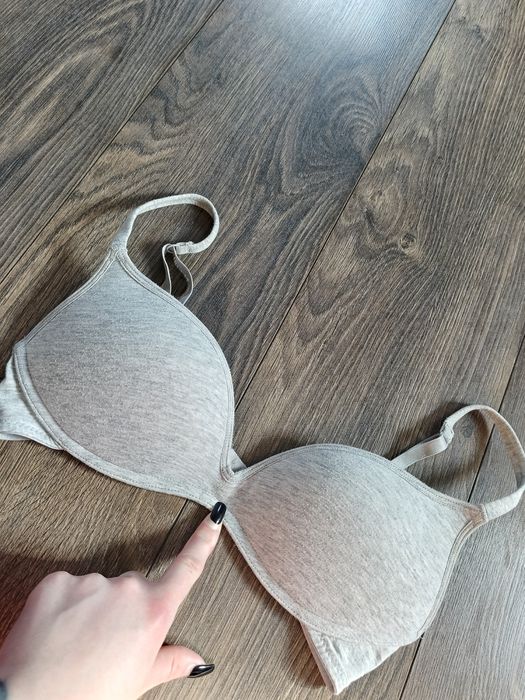 Szary biustonosz,r. 75B, esmara