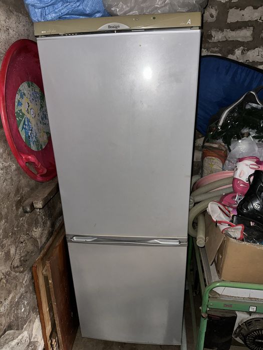 Продам холодильник Snaige