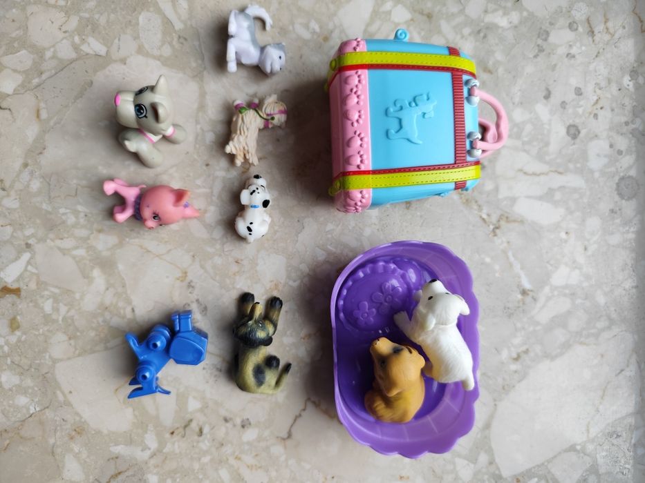 Pieski figurki kolekcjonerskie z akcesoriami zestaw