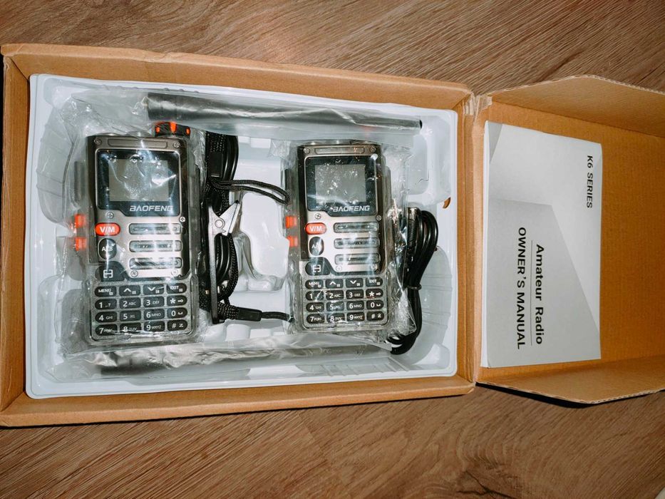 УКВ  р/станції Baofeng  на  144/220/430 mHz  5W  2 шт. 1300 грн.