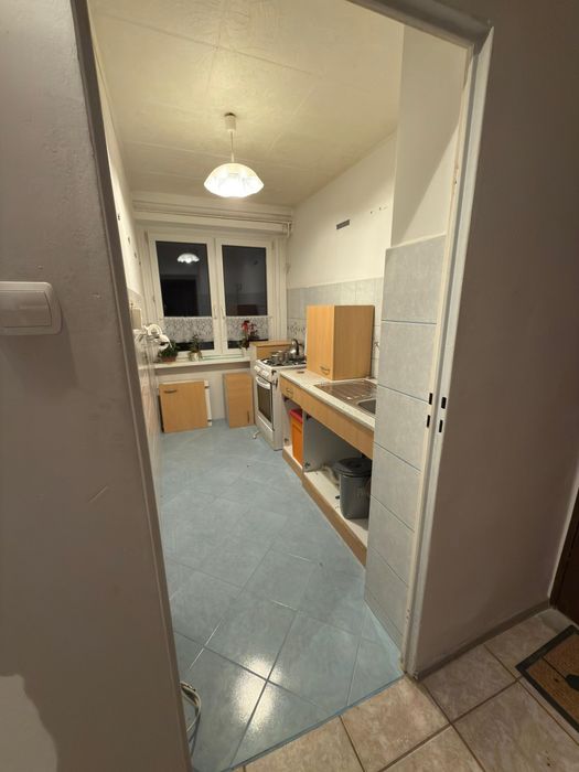 Wynajmę lub sprzedam 3 pokojowe mieszkanie w centrum Łazisk Górnych