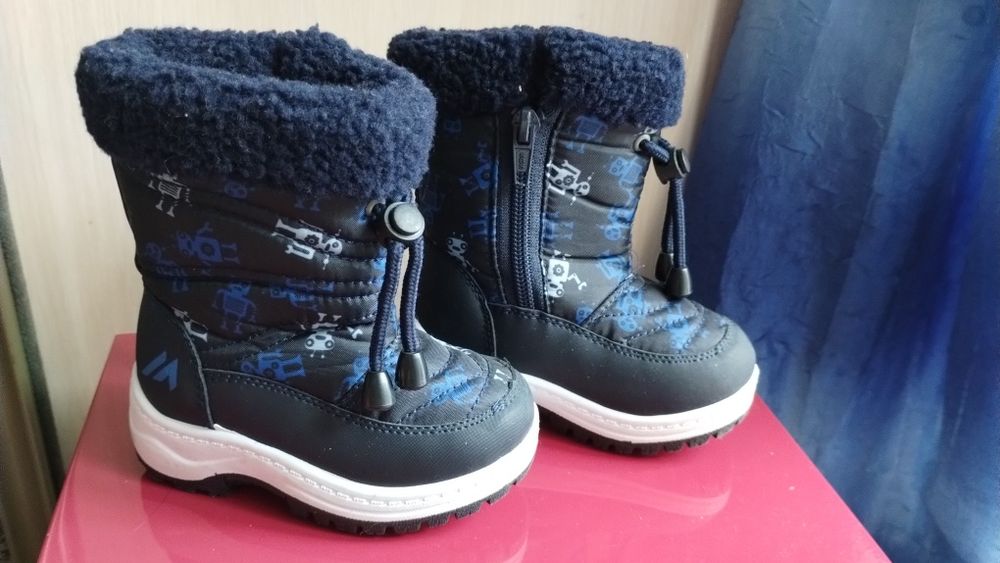 Чоботи зимові дитячі 22р.