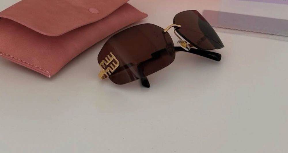 Oculos miu miu novos