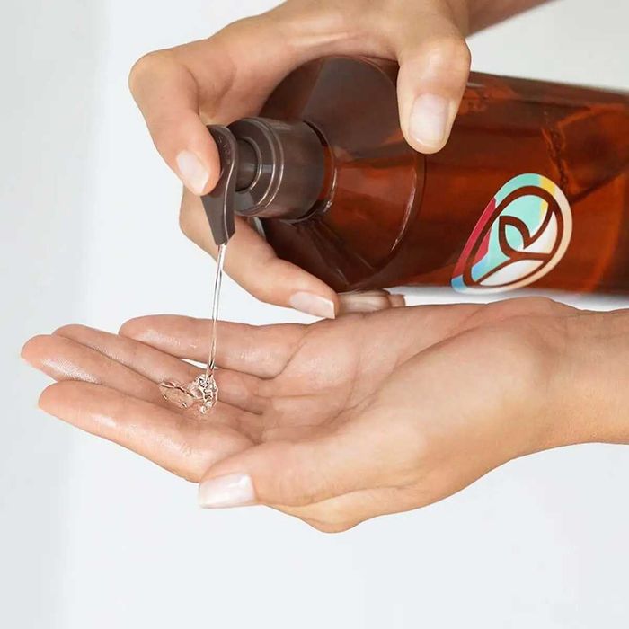 Гель для ванны и душа Аргания-Троянда и флакон Ив Роше Yves Rocher