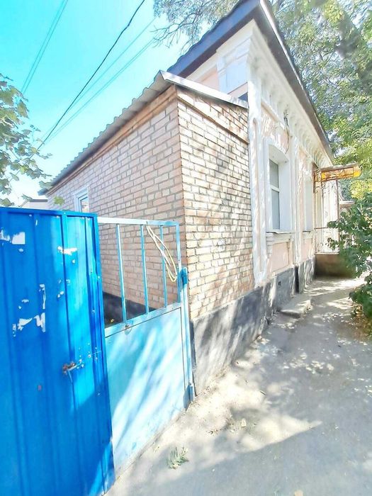 Продам 2-о к/к можливо під офіс в центрі по вул.Тимірязєва.