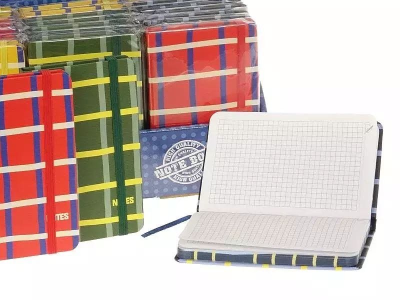 Notes z gumką (24szt). Adar. Nowy Produkt
