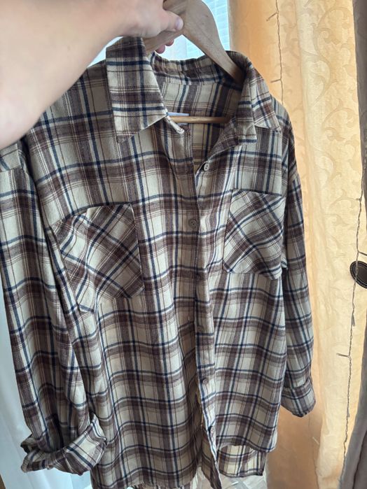 Стильна жіноча сорочка oversize в клітинку