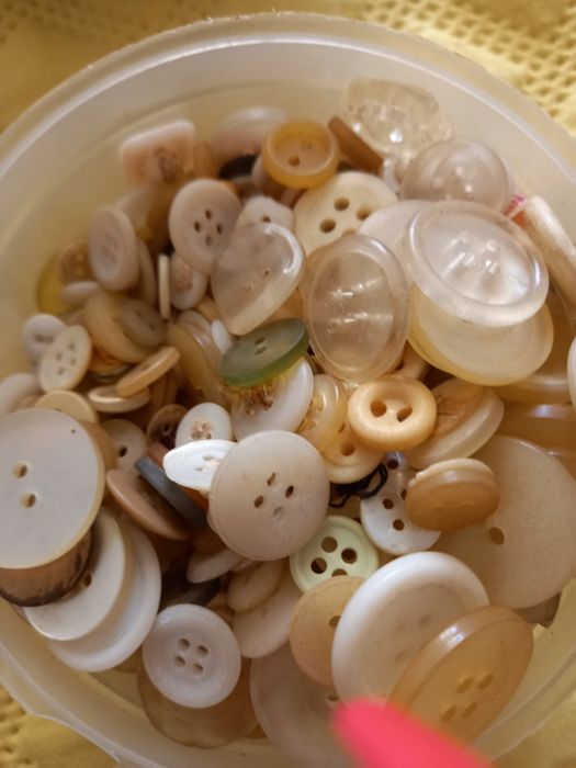 Botões antigos 3 caixas