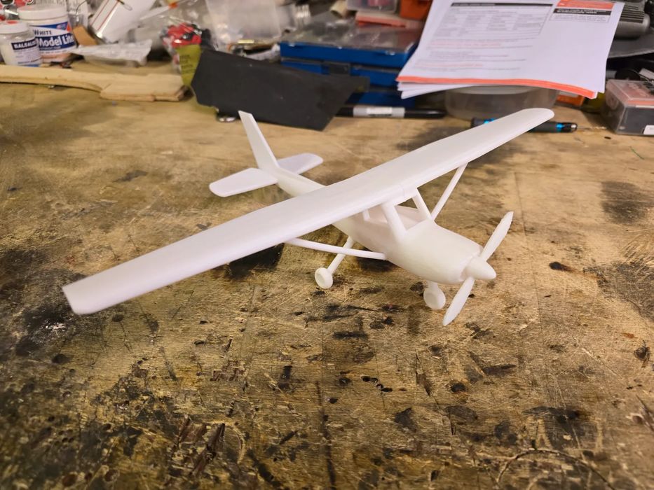 Modelo Avião Cessna 152
