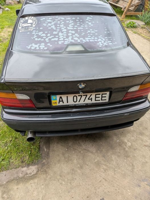 Bmw 1.8  is 1996