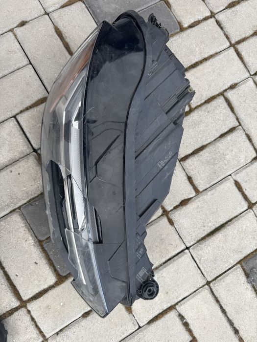 Фара Ауди Q5 2021 рест