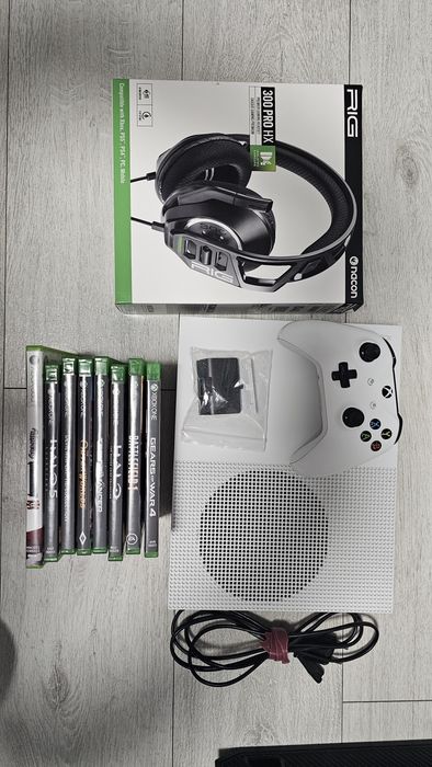Xbox one s 500gb pad gry słuchawki
