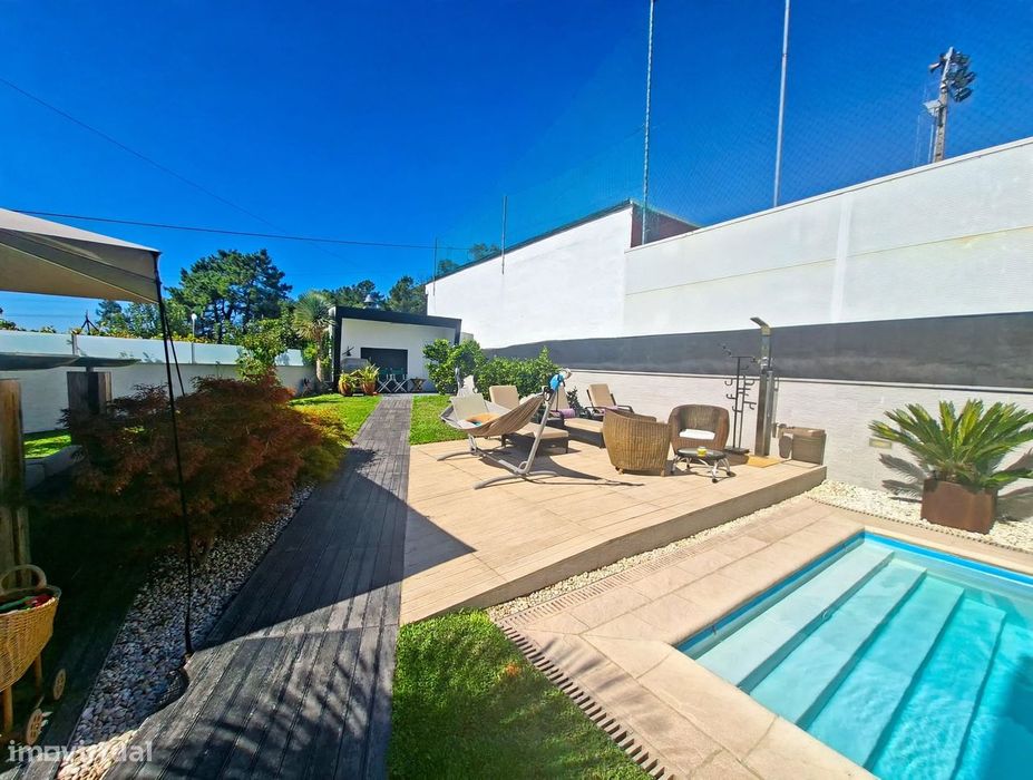 Moradia T3 com Vida Exterior - Piscina, Jardim Privado e Sossego