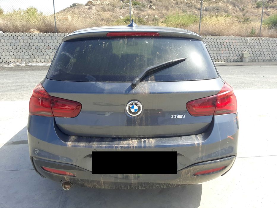 BMW Serie 1 Berlina 118i Edition M Sport Shadow (2019) - Carro Peças