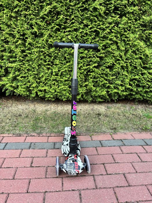 Hulajnoga dziecięca Tobbi Toys 4-kołowa regulowana LED