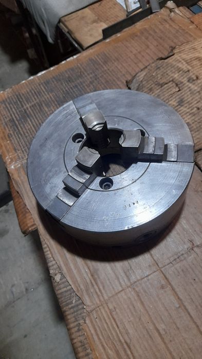 Патрони токарні від 130 до 315мм.