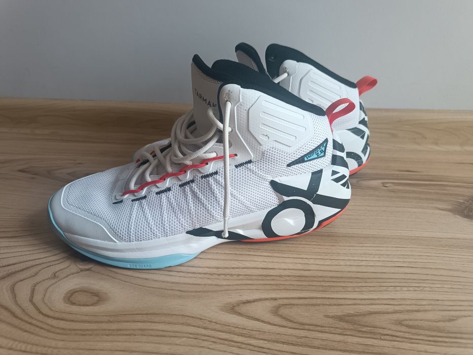 Buty koszykarskie Decathlon białe kolorowe rozmiar 43