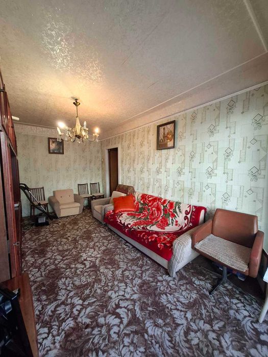 Сдам кімнату для жінки Подільський р-н вул Вишгородська 34