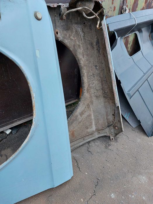 Газ 24-10 пер. передні  крила, 5 ст КПП, міст-балка інше