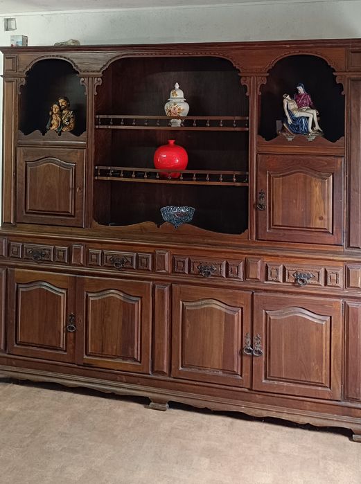 Móvel de sala em bom estado