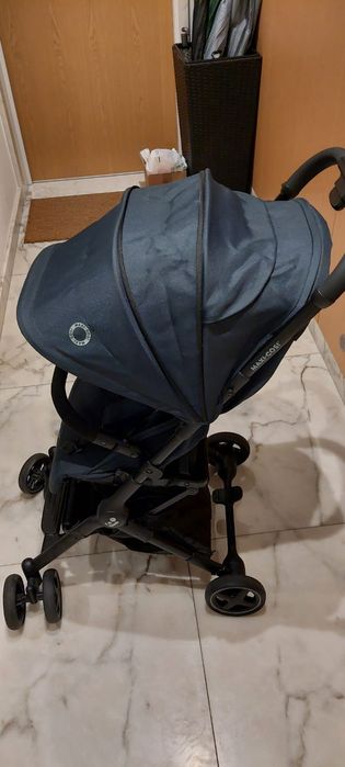 Carrinho Maxi-Cosi Lara 2 – Ultra Compacto + Capa de Chuva