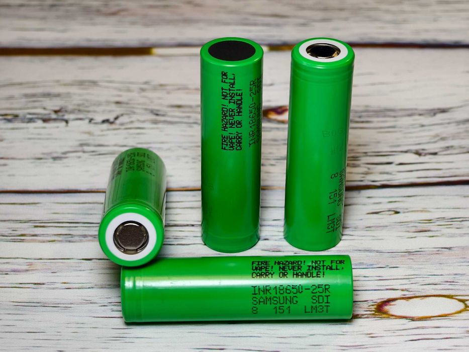 Акумулятор 18650 Samsung INR18650 25R 2500 mAh 20А високострумовий