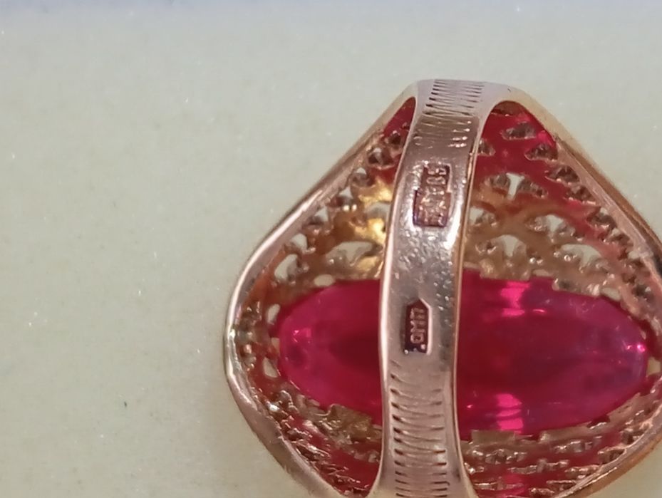 Золото 583° перстень кабошон.